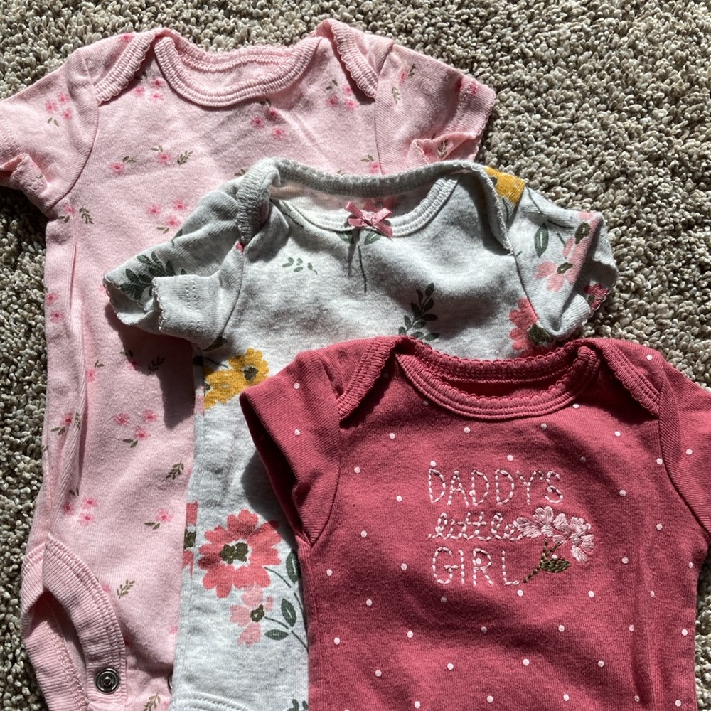 Set of 3 Carter’s Newborn Bodysuit - Pink and Gray Florals, Daddy’s Little Girl
